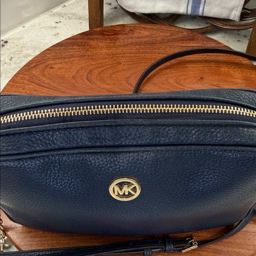 Michael Kors Fulton Crossbody Purse Bag Handbag Navy Blue Pebbled Leather - Picture 4 of 14